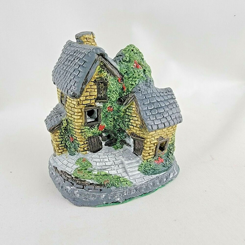 Ivy Cottage Lighted House Cottage Charmers Hand Painted Handcrafted Village Deco